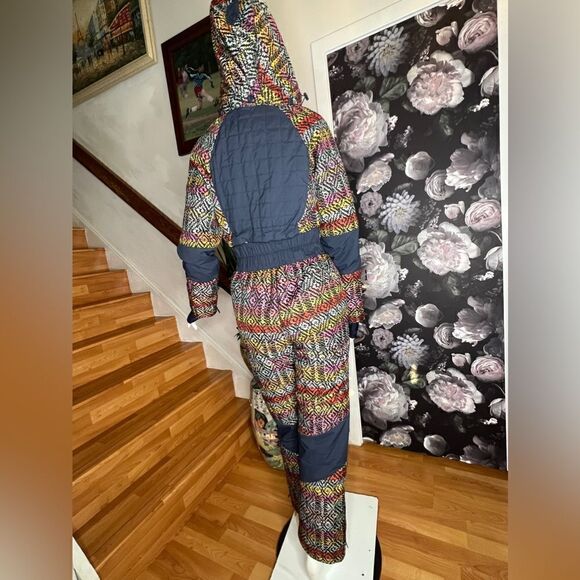 New FP Movement All Prepped Jacquard Ski Suit - Picture 9 of 11